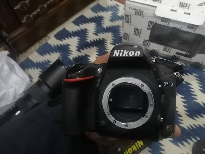 Nikon D750  WITH ( Lens 70-200 f2.8 Tamron G2) (190k) 8