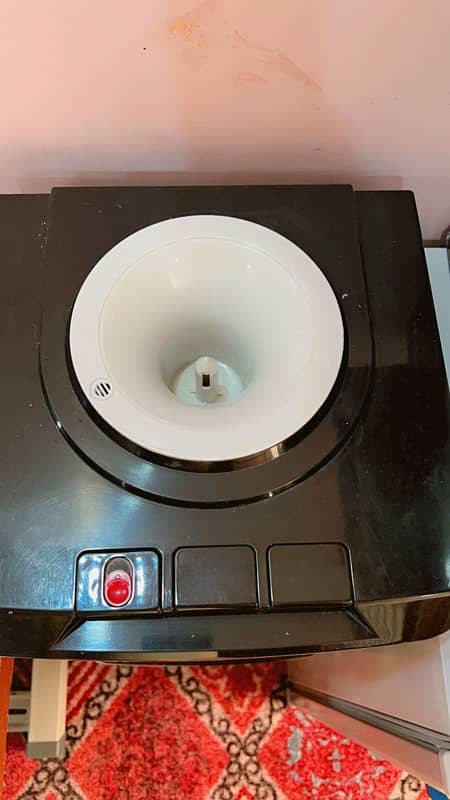 water Dispenser New Condition 1