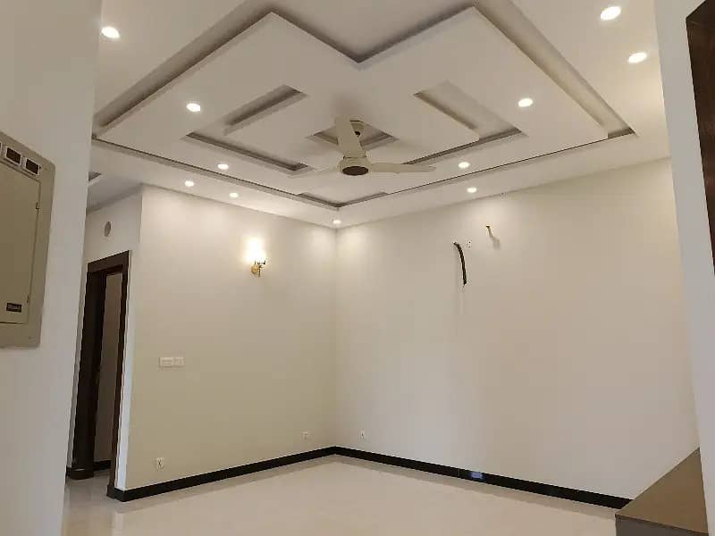 5 Marla 2 Bed Room Ground Portion in Gulraiz near Bahria Town 1