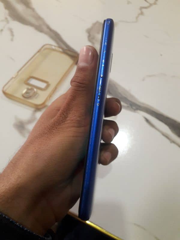 Redmi 8A with box 2