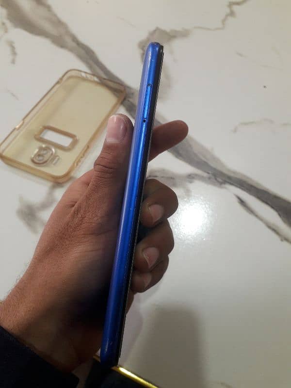 Redmi 8A with box 4