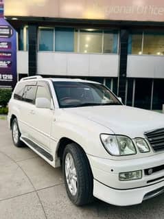 Toyota Land Cruiser cygnus  2002 Model 2005 Import