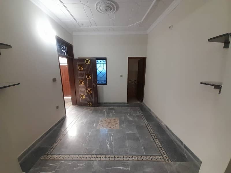 Single Storey 4 Marla House For Sale In Lalazar2 Dhamyal Road. 2