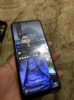 Mobile used one hand camera glass chang bt Al okay ppf  lush condition