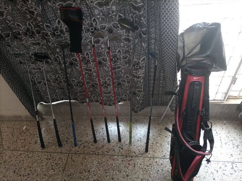 Titliest and Macgregor Complete Golf Kit with bag 4