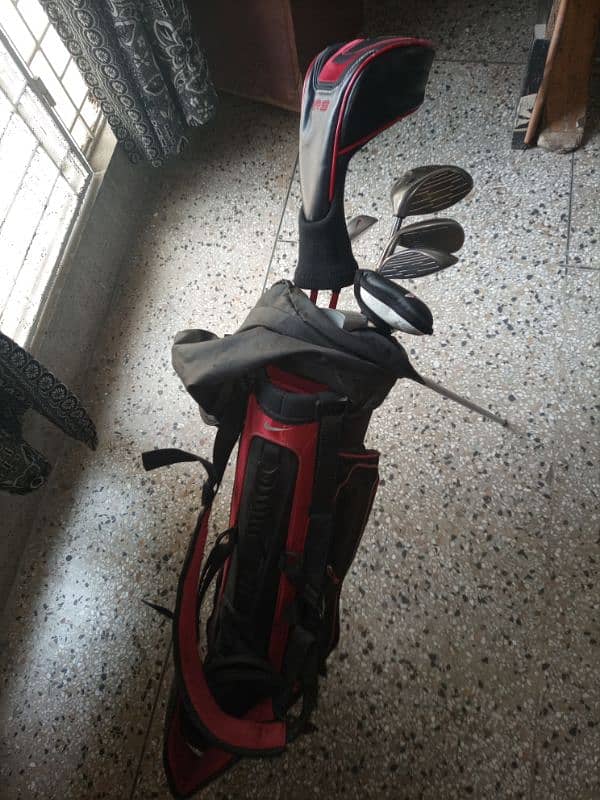 Titliest and Macgregor Complete Golf Kit with bag 5