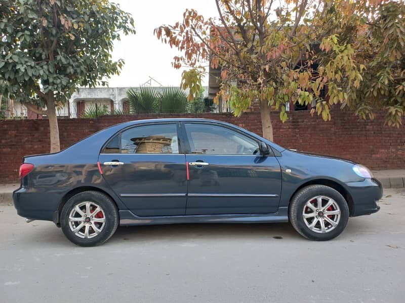 Toyota Corolla Altis 2005 9