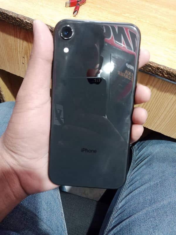 I phone XR water pack 5