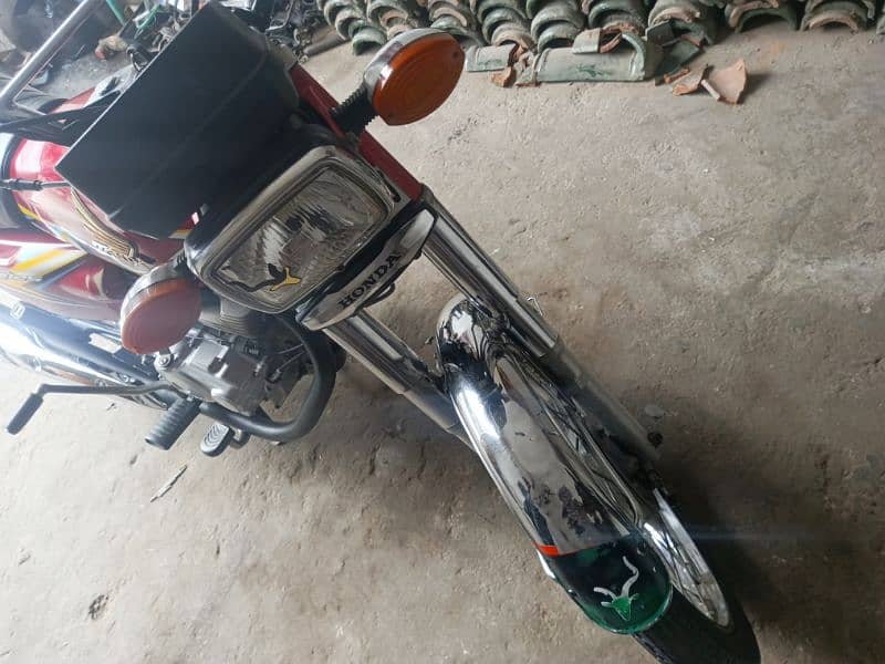 Honda CG 125 2019 Model 3