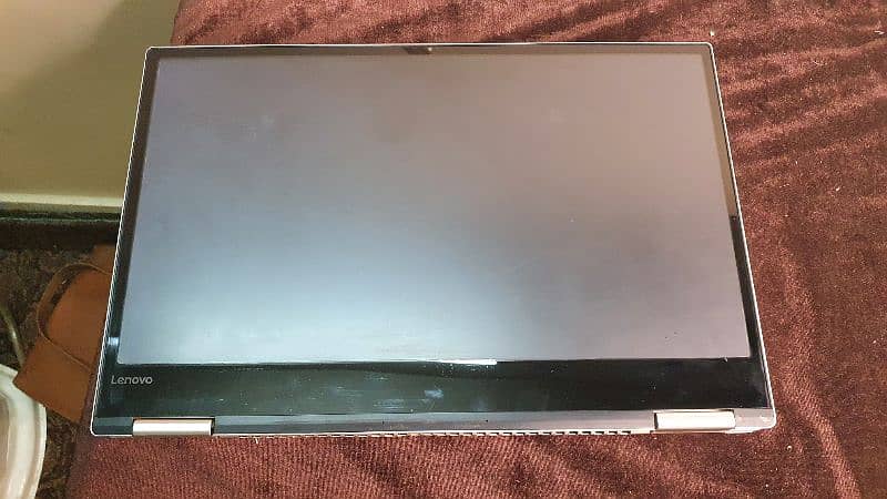 lenovo Yoga 720i 8