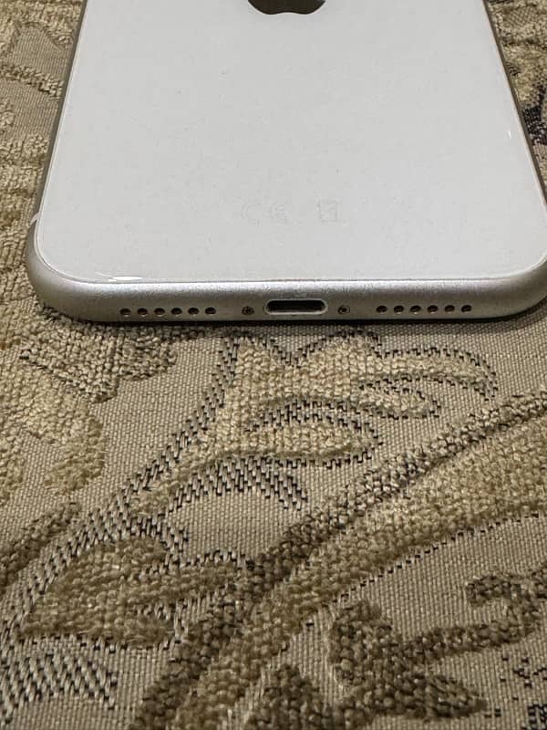 Iphone 11 64GB Non Pta 3