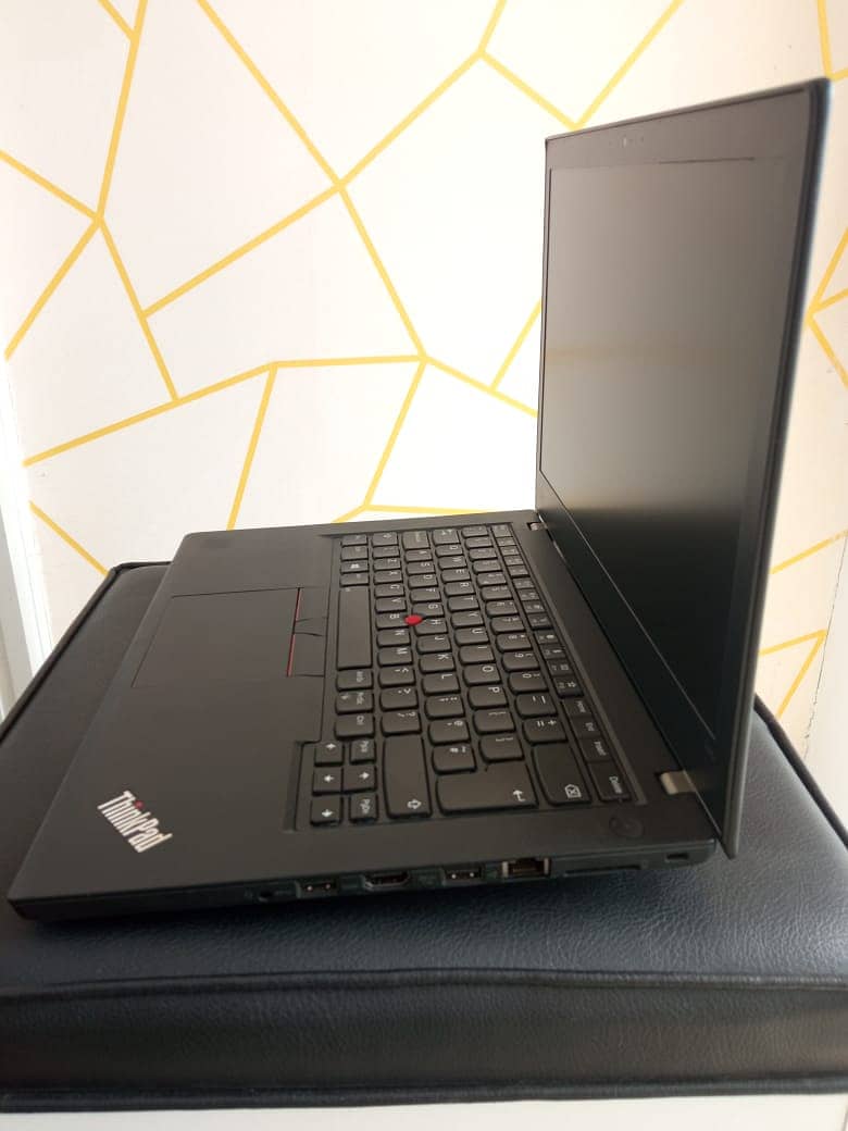 Lenovo ThinkPad T490 i7, T470 i5, X1 Carbon i7,  X1 Yoga i7, X390 i7 13