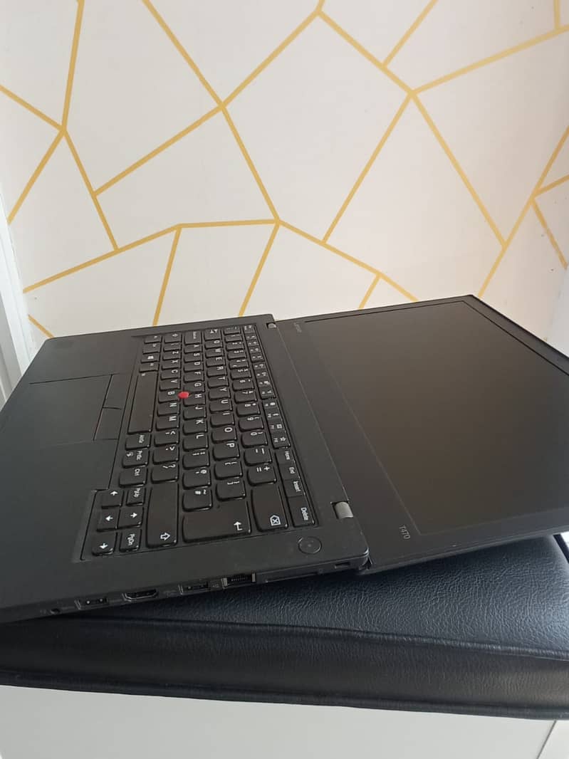 Lenovo ThinkPad T490 i7, T470 i5, X1 Carbon i7,  X1 Yoga i7, X390 i7 14