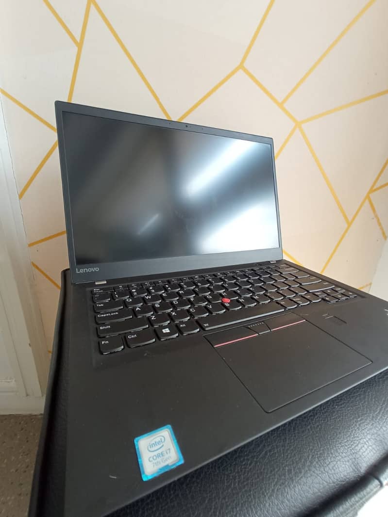 Lenovo ThinkPad T490 i7, T470 i5, X1 Carbon i7,  X1 Yoga i7, X390 i7 17