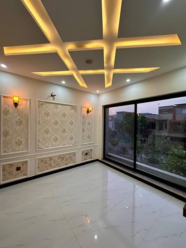 5 Marla House For Rent In Jinnah Block With Gas LDA Approved, Nearby School, Mosque and Commercial Market 16