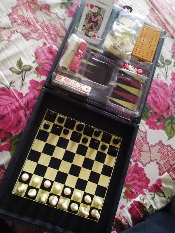 Chess Game Board + 7 More games 3