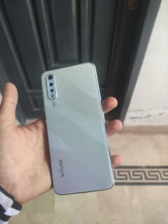 Vivo S1