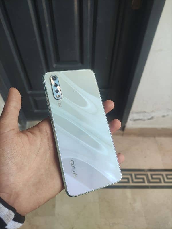 Vivo S1 1