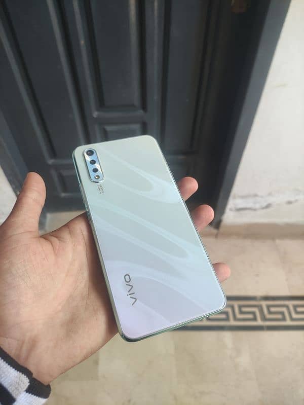 Vivo S1 6