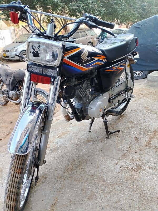 honda CG 125cc  2018 registration 2019 12