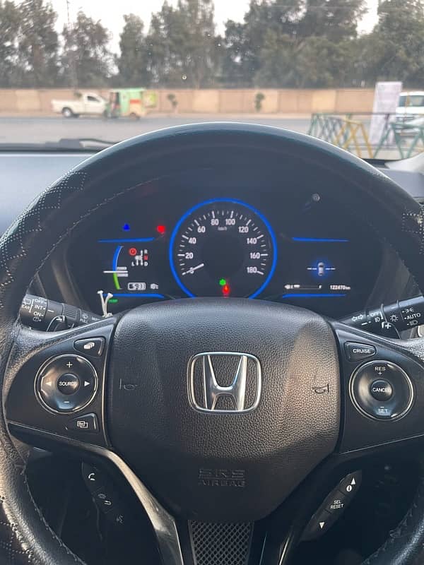 Honda Vezel 2014/16 9