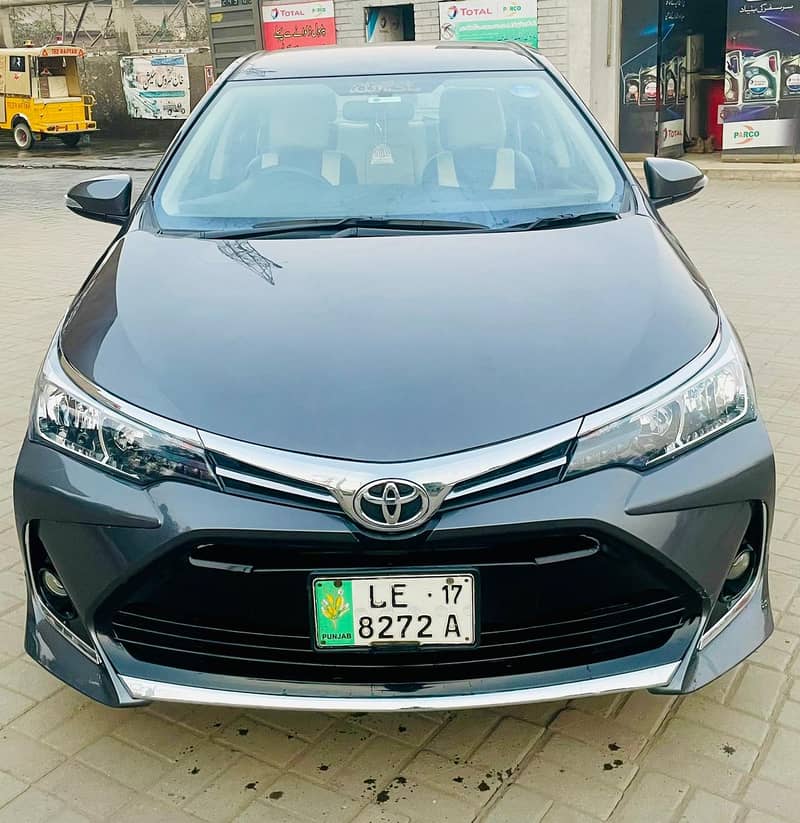 Toyota Corolla GLI 2017 Face lifted into X shape 0