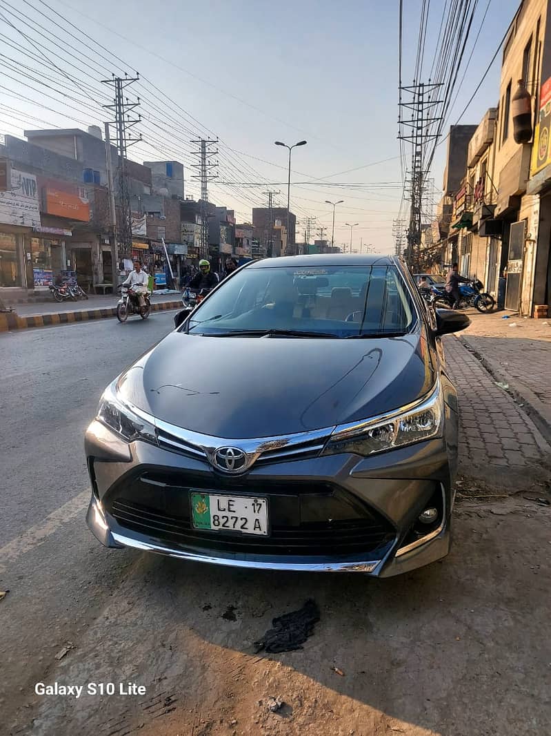 Toyota Corolla GLI 2017 Face lifted into X shape 6