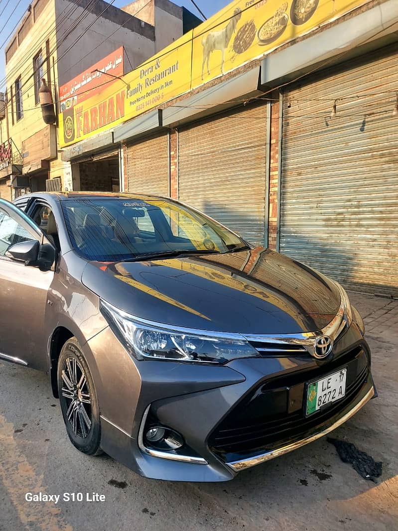 Toyota Corolla GLI 2017 Face lifted into X shape 7