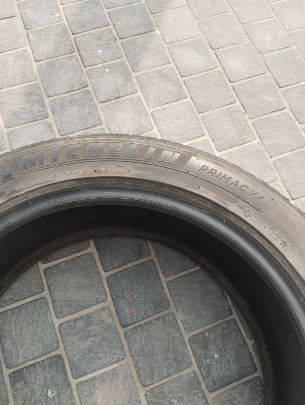 Audi A6 etc 245/45 R18 6