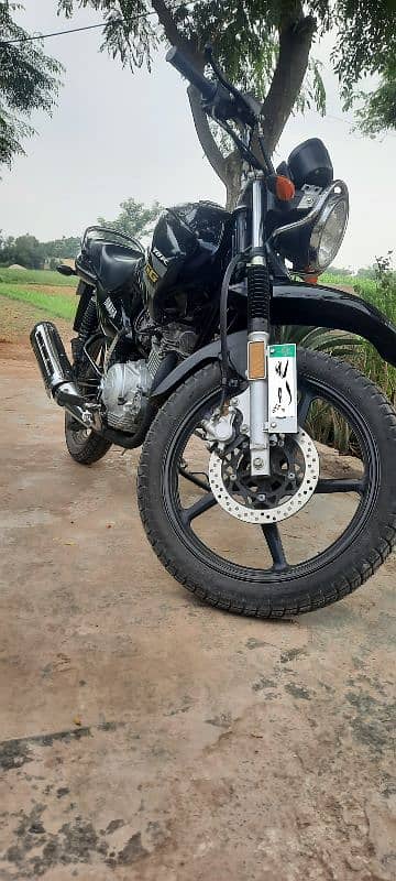 vari good bike  hy 10/10 bilkul new ki trha, 03088749513 10