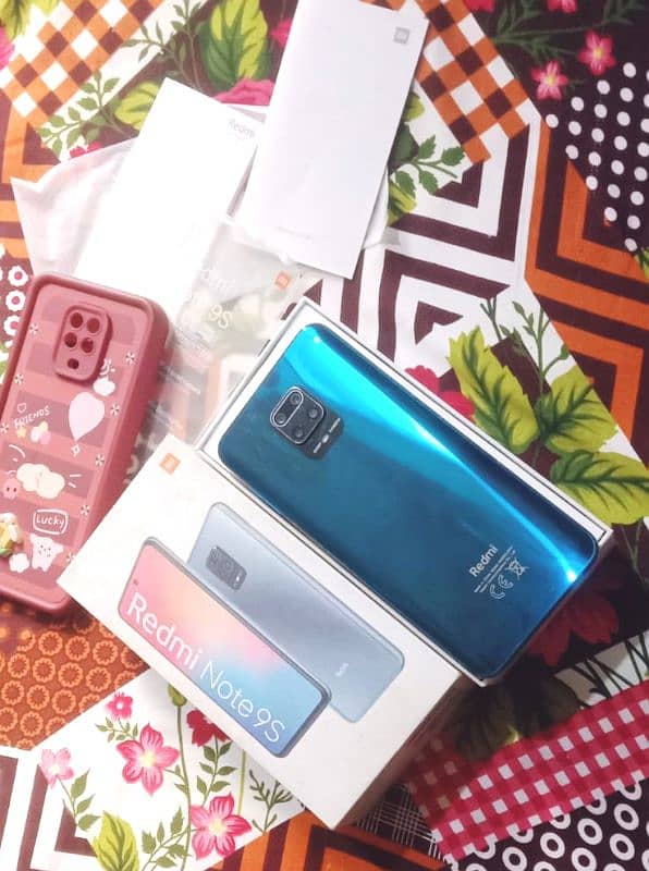 Redmi note 9s 6/128 with box urgent sale 2