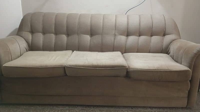 3 seater Sofa set with 2 separate single. 0