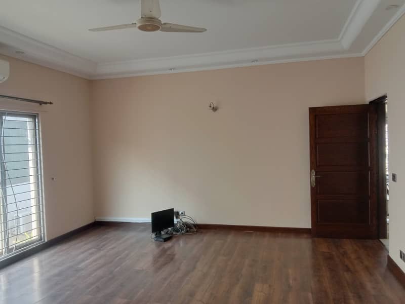 1 Kanal Modern Super Out House Prime Hot For Sale dha Phase2 15