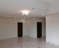 10 Marla Flat For sale In Askari 11 - Sector D