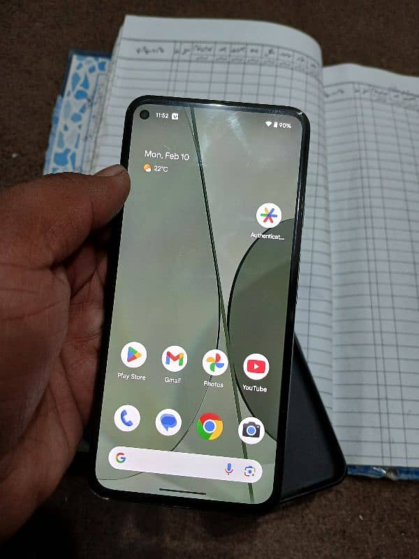 Pixel 5A Good condition Vip look 0