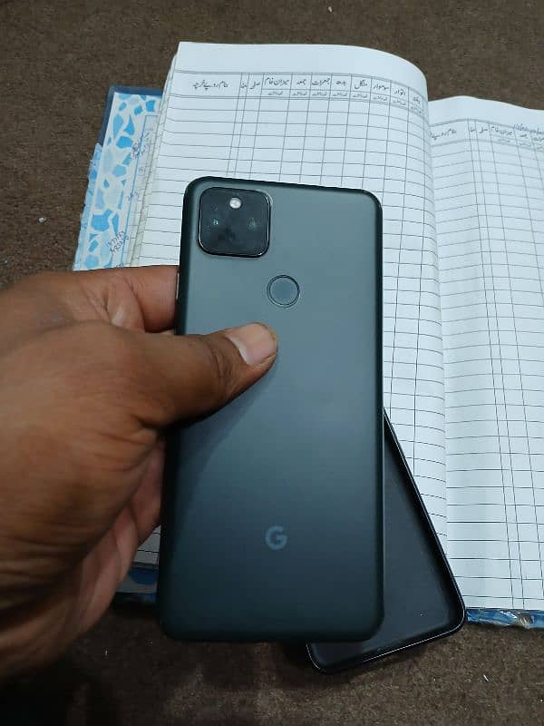 Pixel 5A Good condition Vip look 3