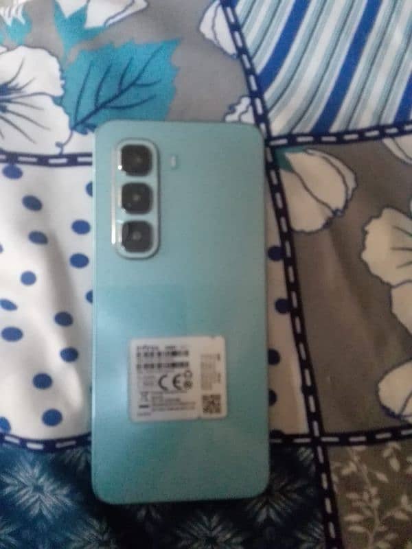 INFINIX HOT 50 PRO 1