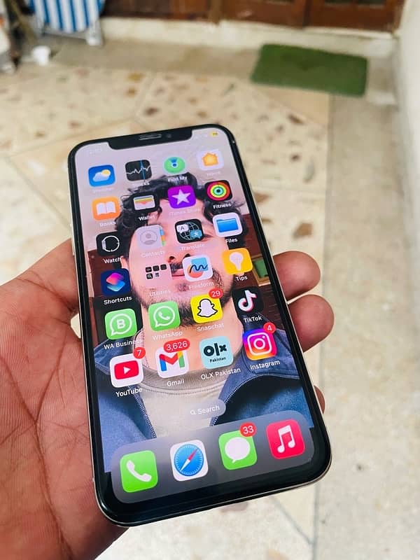 iPhone X 64GB pta approve 12