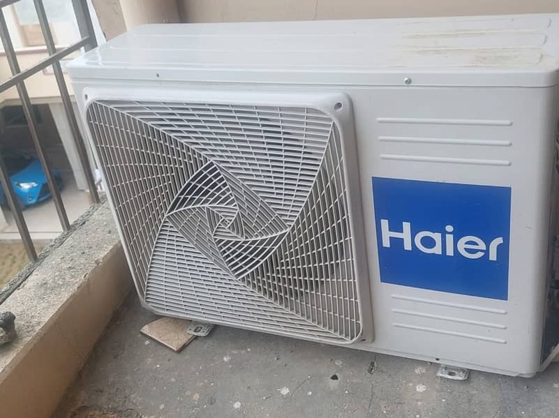 Haier A. C 1.5 Ton (non inverter) 2