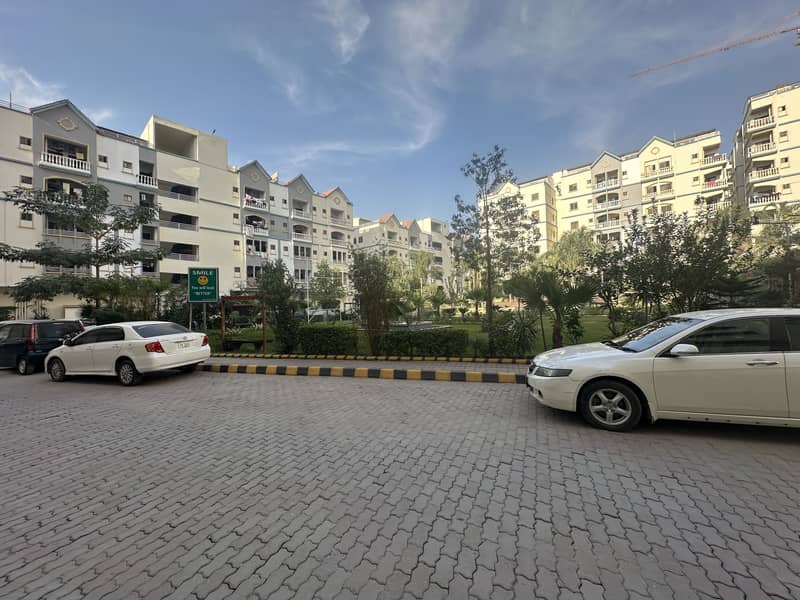 804 sq ft 2 bed apartment Defence Residency DHA 2 Islamabad for rent 2