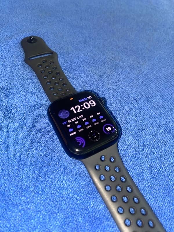 Apple Watch Series 7 45mm 2