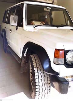 Mitsubishi Pajero 1987