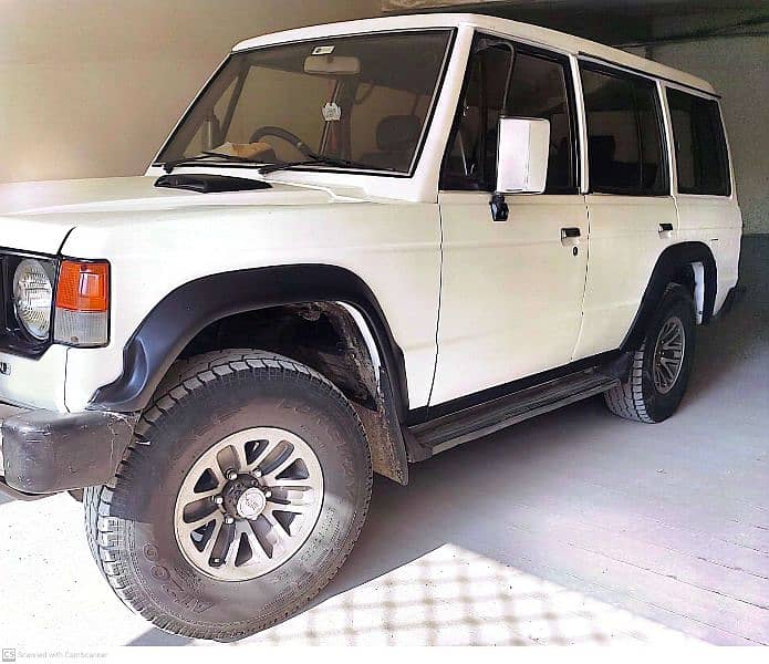 Mitsubishi Pajero 1987 15