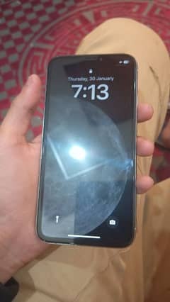 iphone X 256gb hai 10 10 hai battery health 76 hai Baki sb ok hai