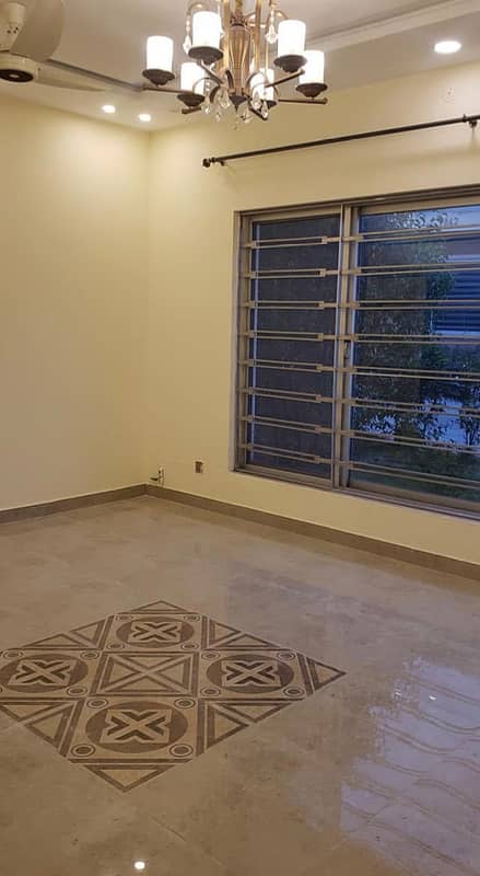 12 Marla Defence Villas available for rent in Bahria Town Phase 7 11