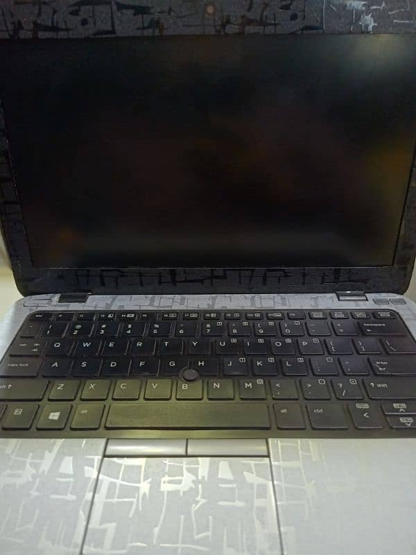 HP i5 4 Gen 4 320 0