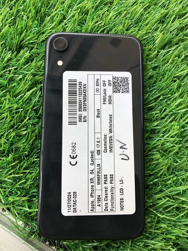 iPhone XR 64gb factory unlock non pta 1