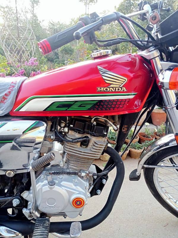 Honda CG 125 Self Start 4