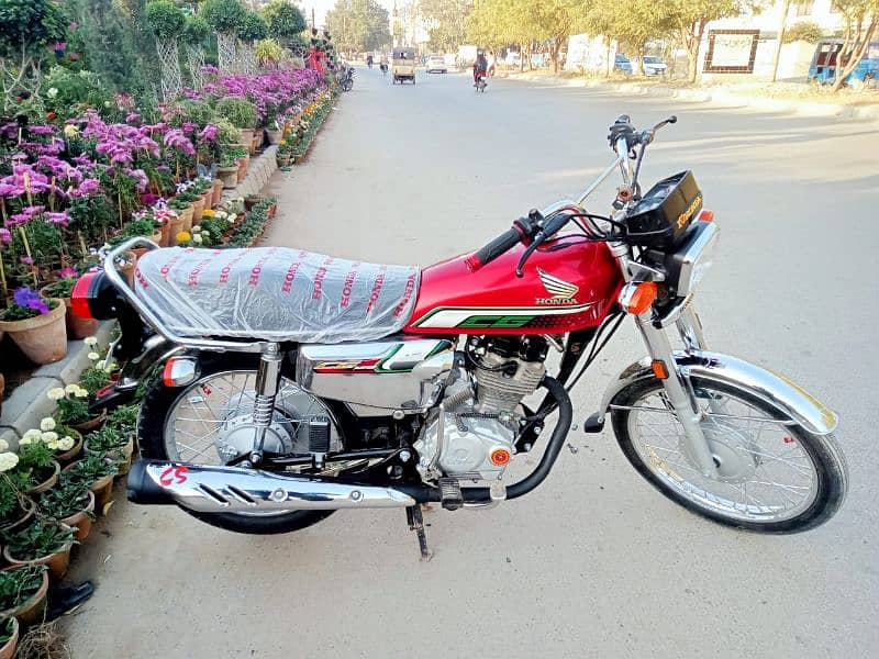 Honda CG 125 Self Start 7