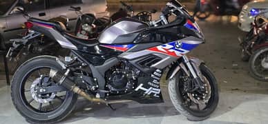 S1000rr bmw 400cc 2024/300kms driven/sportsbike/Heavybike/400cc